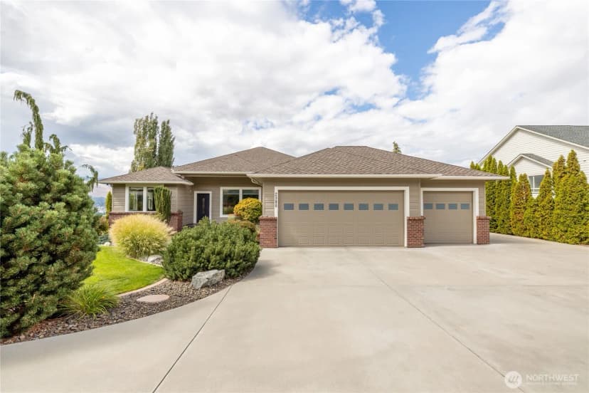 Property photo for 2390 Catalina Drive, East Wenatchee photo 6