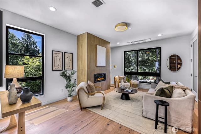 Property photo for 19215 77th Court Ne #101, Kenmore