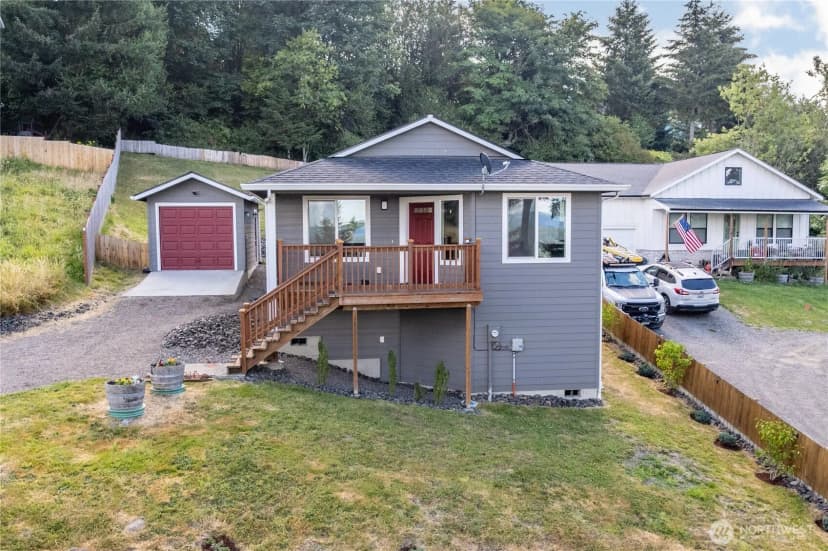 Property photo for 1009 Taylor Road, Kalama photo 2