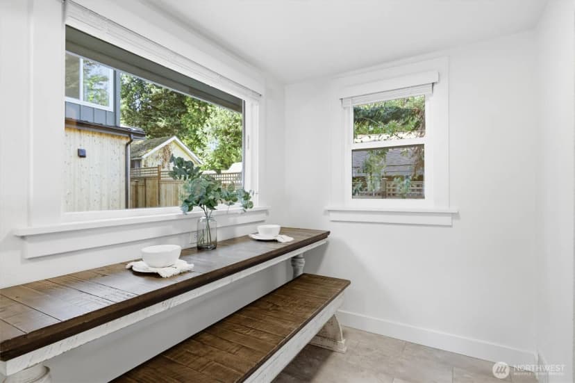 Property photo for 13349 25th Avenue Ne, Seattle photo 11
