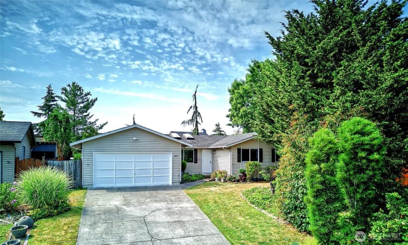 Property photo for 6410 65th Place Ne, Marysville