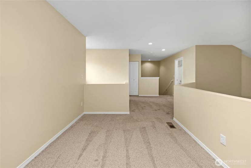 Property photo for 6445 James Avenue Se #b, Auburn photo 33