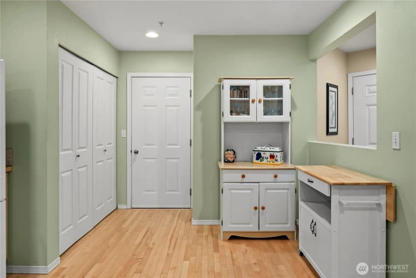 Property photo for 6445 James Avenue Se #b, Auburn photo 18