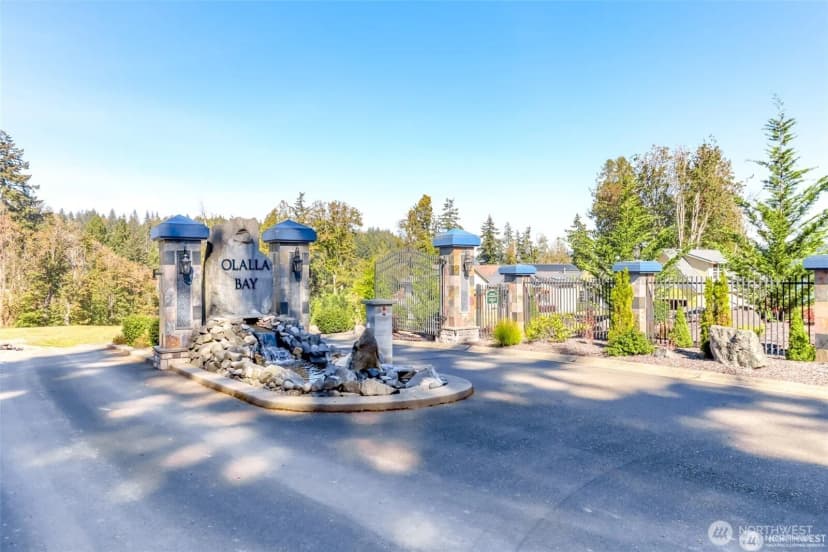 Property photo for 14295 Olalla Crest Lane Se, Olalla photo 3