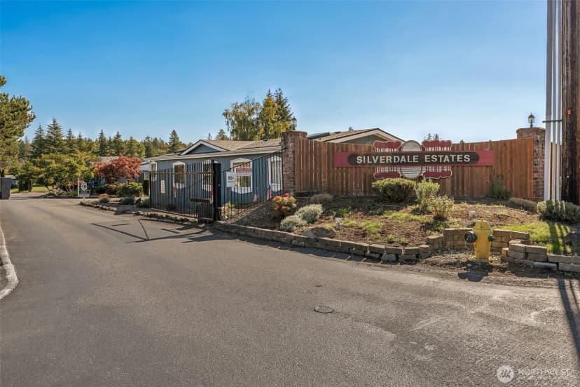 Property photo for 592 Ne Saturn Lane, Bremerton photo 32