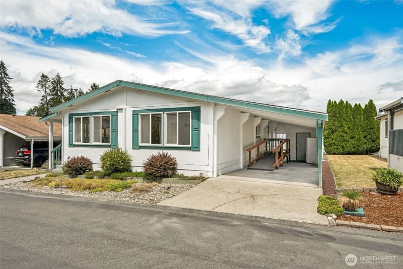 Property photo for 592 Ne Saturn Lane, Bremerton