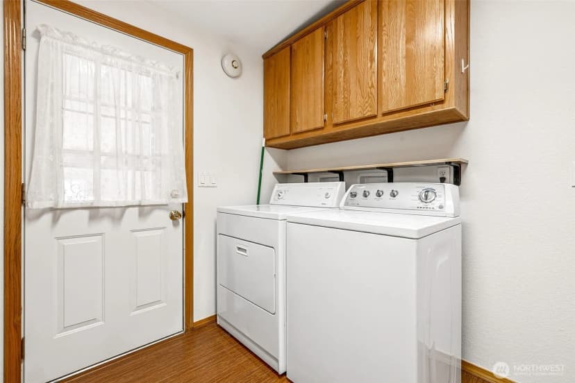 Property photo for 592 Ne Saturn Lane, Bremerton photo 14