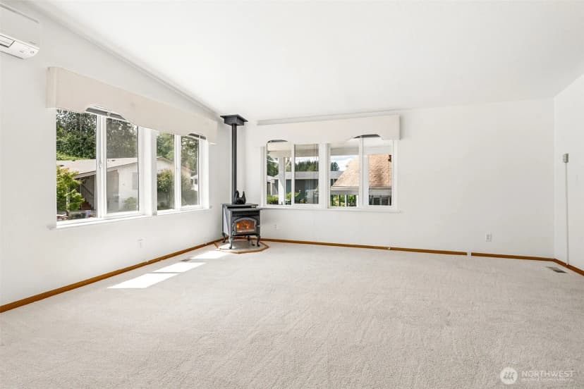 Property photo for 592 Ne Saturn Lane, Bremerton photo 8
