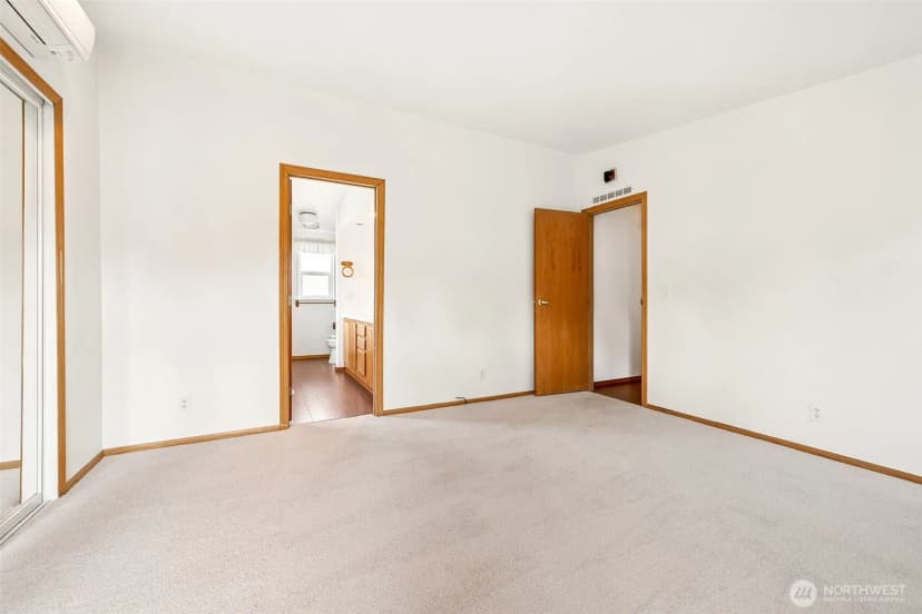 Property photo for 592 Ne Saturn Lane, Bremerton photo 16