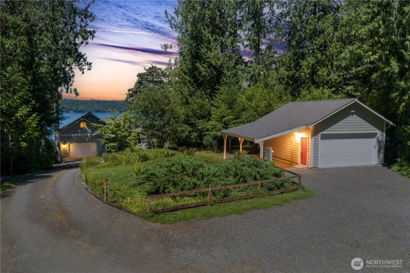 Property photo for 860 E Sunset Road, Shelton photo 2