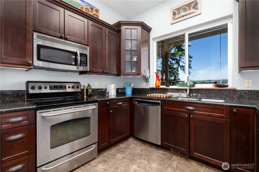 Property photo for 860 E Sunset Road, Shelton photo 22