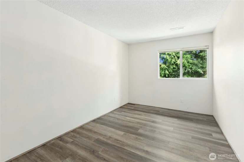 Property photo for 14136 74th Place Ne #15c, Kirkland photo 12