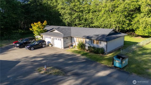 Property photo for 106 Garden Hill Road W, Elma photo 4