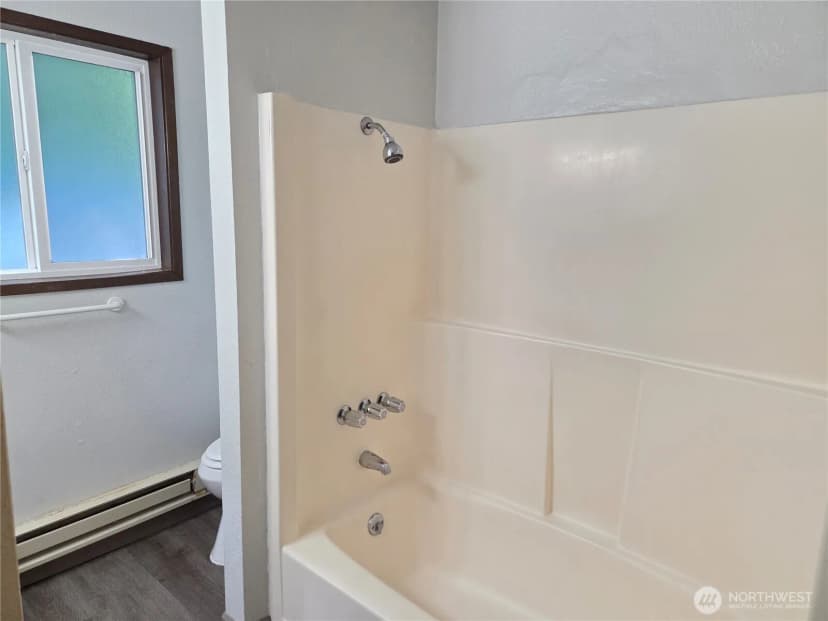 Property photo for 106 Garden Hill Road W, Elma photo 11