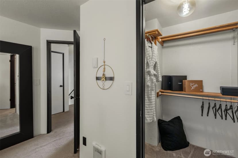 Property photo for 1602 151st Place Sw, Lynnwood photo 19