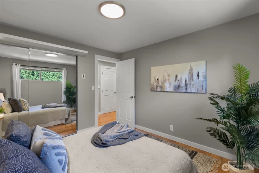 Property photo for 10527 Beardslee Boulevard, Bothell photo 16