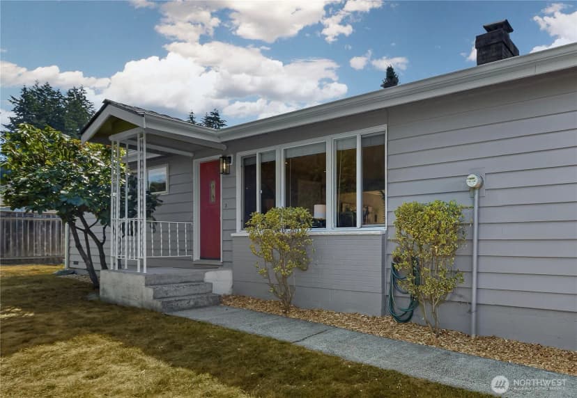 Property photo for 10527 Beardslee Boulevard, Bothell photo 23