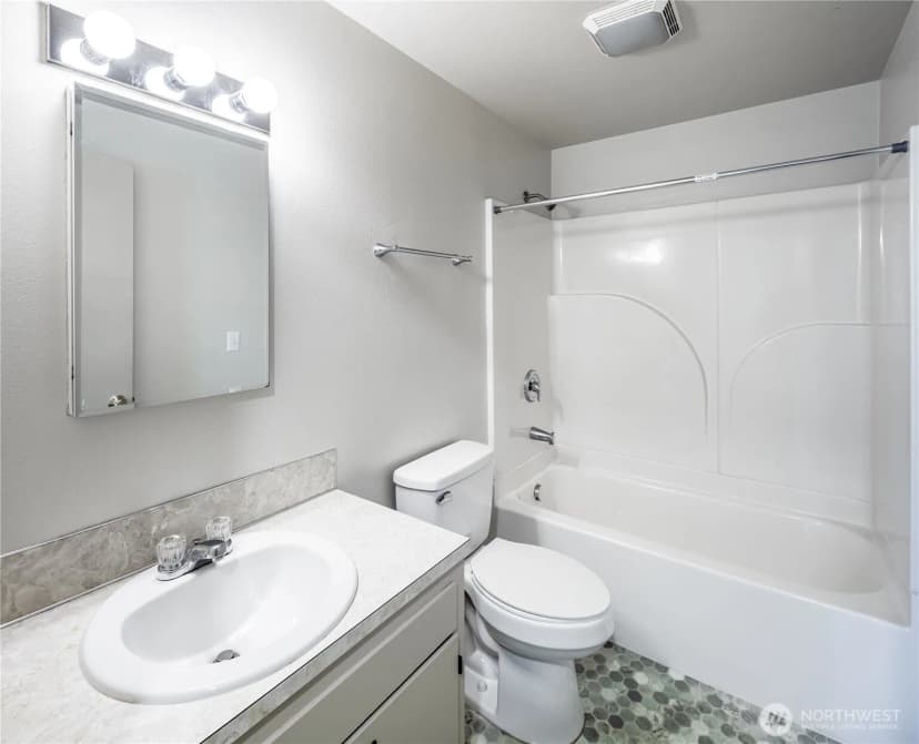 Property photo for 703 Broadway Street, Arlington photo 22