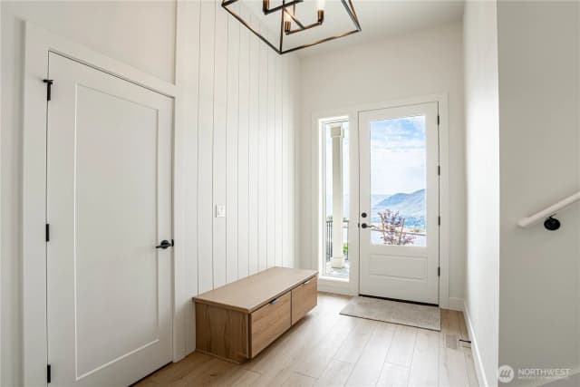 Property photo for 926 Long Drive, Chelan photo 4