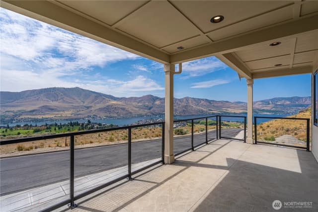 Property photo for 926 Long Drive, Chelan photo 3
