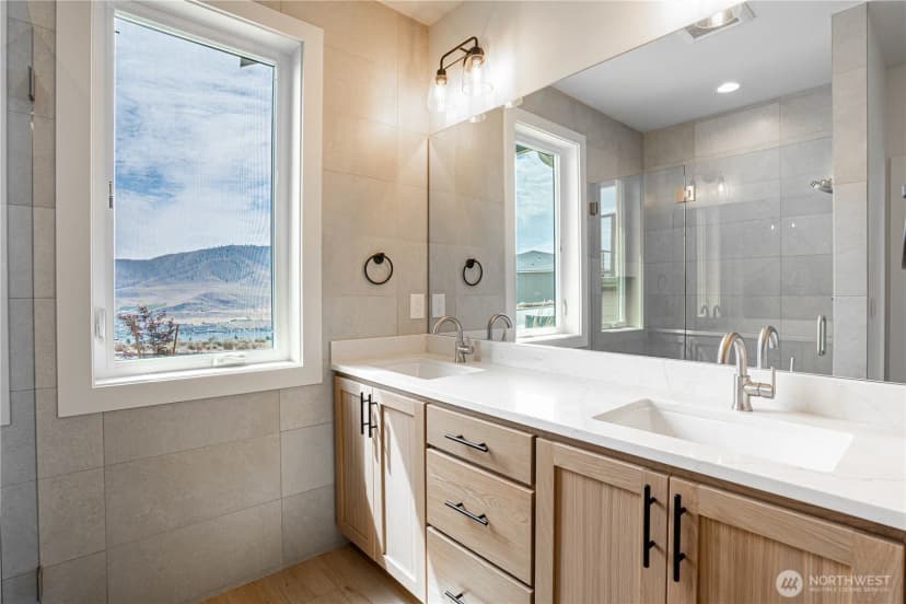 Property photo for 926 Long Drive, Chelan photo 16