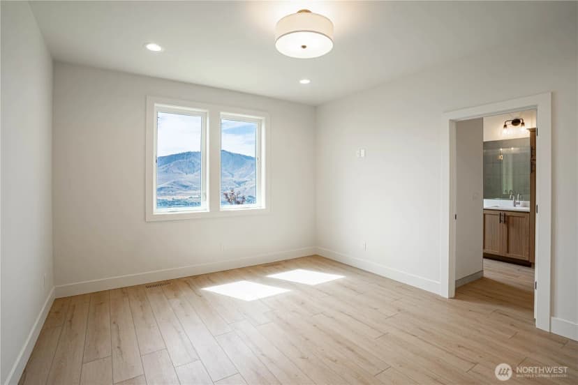 Property photo for 926 Long Drive, Chelan photo 13