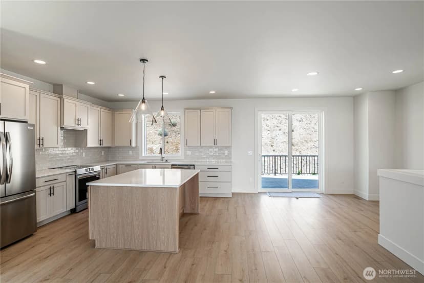 Property photo for 926 Long Drive, Chelan photo 10