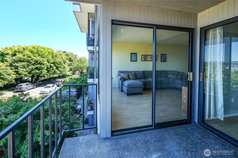 Property photo for 3661 24th Place W #306, Seattle photo 27