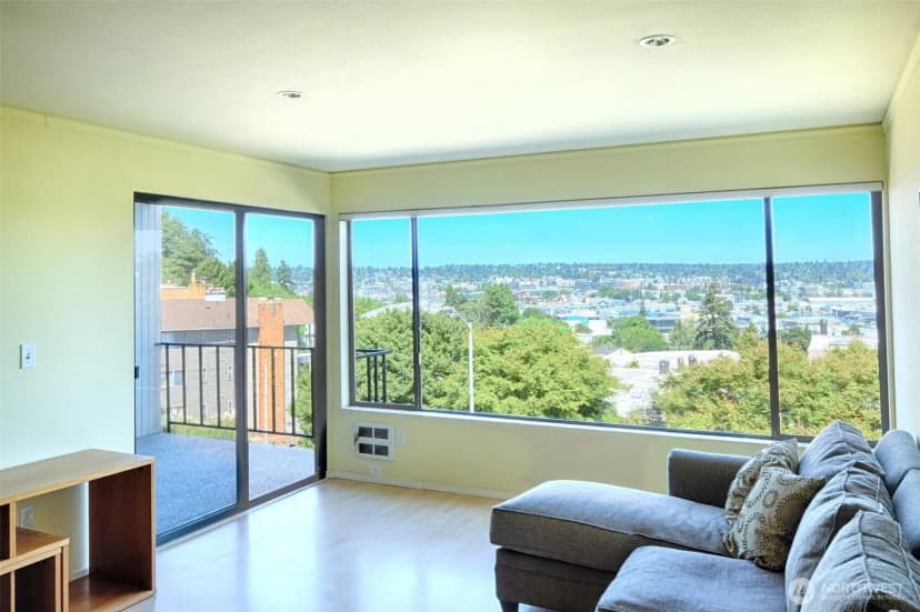 Property photo for 3661 24th Place W #306, Seattle photo 4