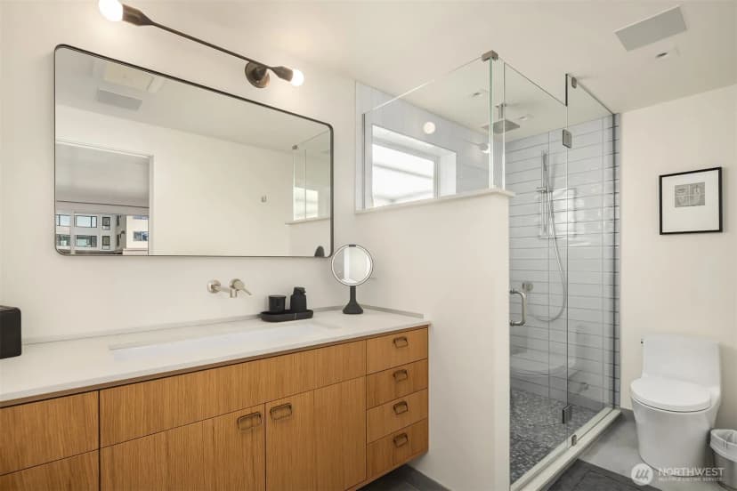 Property photo for 2241 Fairview Avenue E #b, Seattle photo 11