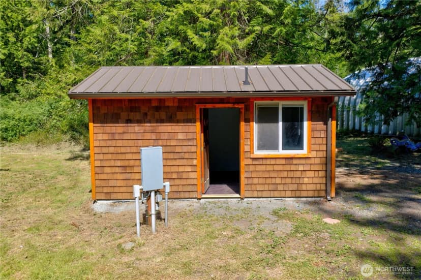 Property photo for 5621 Paradise Lane, Anacortes photo 7