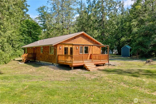 Property photo for 5621 Paradise Lane, Anacortes photo 5