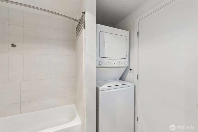 Property photo for 1620 Belmont Avenue #423, Seattle photo 10
