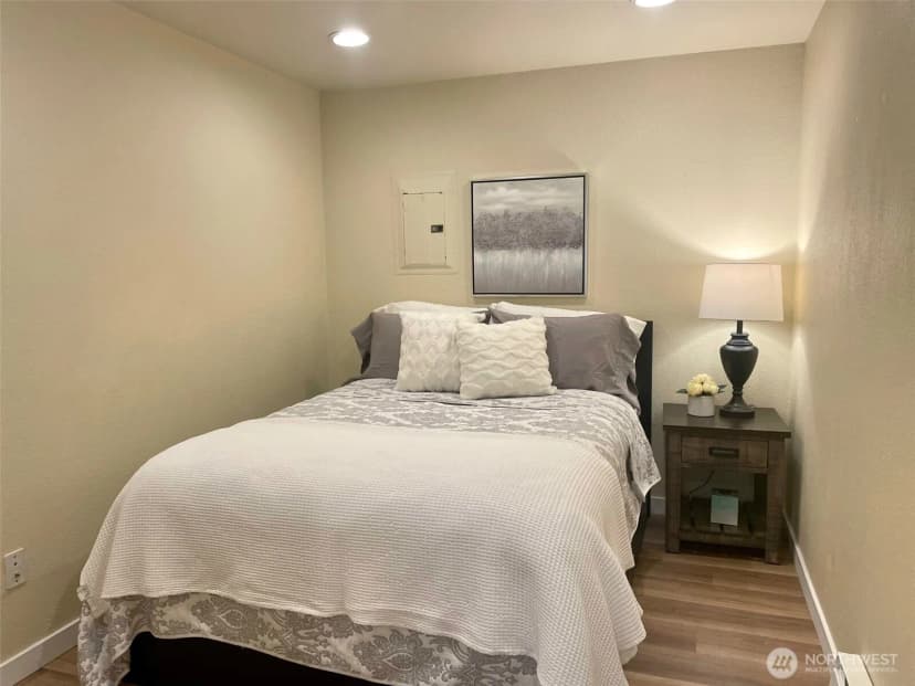 Property photo for 23042 Ne 8th Street, Sammamish photo 26