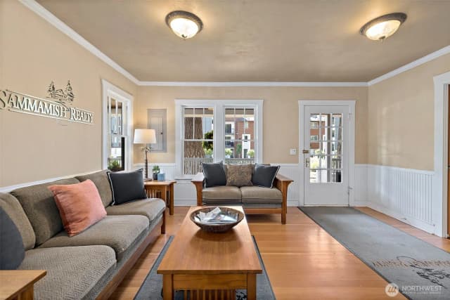 Property photo for 23042 Ne 8th Street, Sammamish photo 5