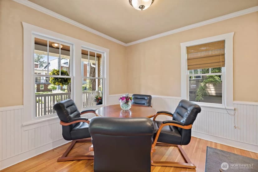 Property photo for 23042 Ne 8th Street, Sammamish photo 10