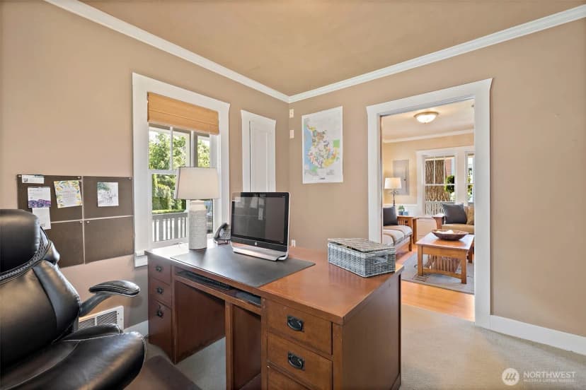 Property photo for 23042 Ne 8th Street, Sammamish photo 16