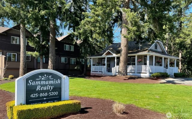 Property photo for 23042 Ne 8th Street, Sammamish photo 2