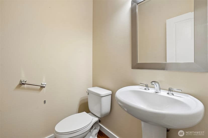 Property photo for 15372 Se 160th Place, Renton photo 10