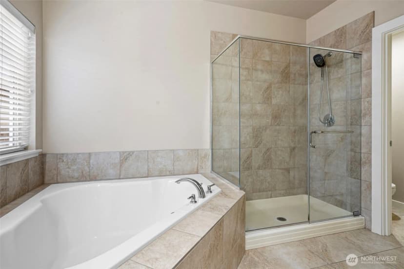 Property photo for 15372 Se 160th Place, Renton photo 30