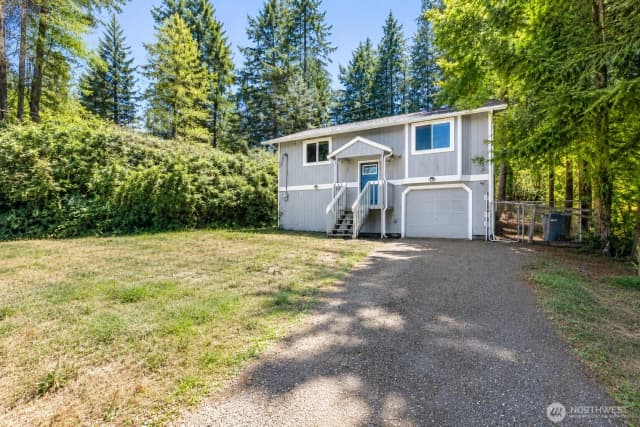 Property photo for 504 Sw Marion Dr, Port Orchard photo 2