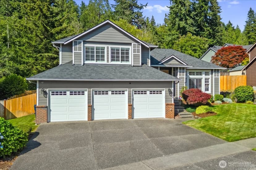 Property photo for 13225 59th Avenue W, Edmonds photo 2