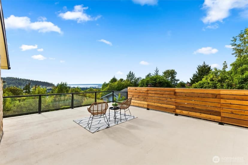 Property photo for 904 Puget Street, Bellingham