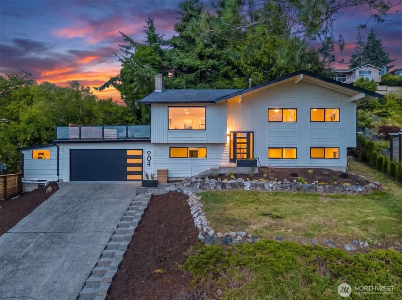 Property photo for 904 Puget Street, Bellingham photo 37