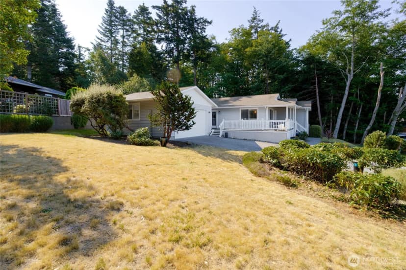 Property photo for 744 Shelter Bay Dr, La Conner photo 23
