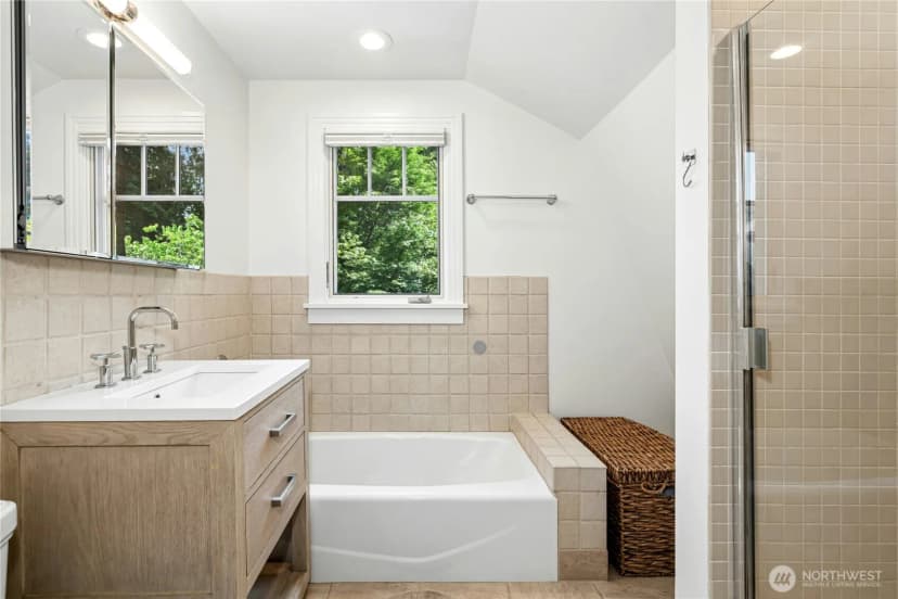 Property photo for 17702 244th Avenue Ne, Woodinville photo 33