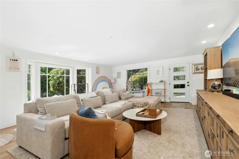 Property photo for 17702 244th Avenue Ne, Woodinville photo 23