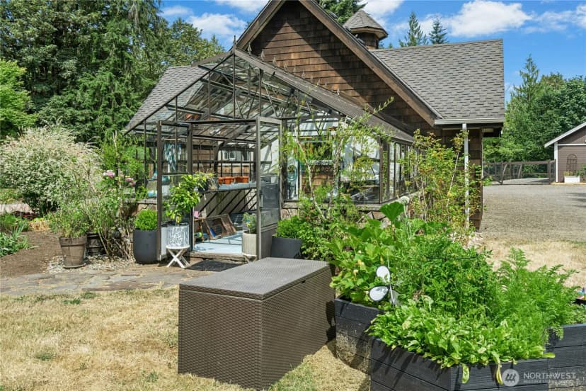 Property photo for 17702 244th Avenue Ne, Woodinville photo 38