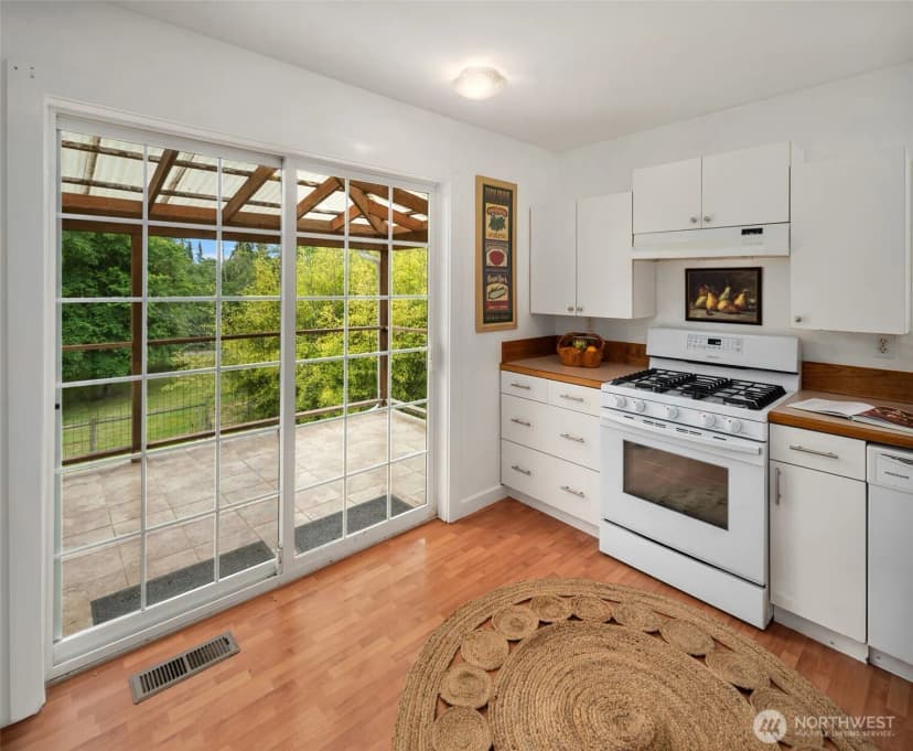 Property photo for 10133 Sw 204th Avenue, Vashon photo 15