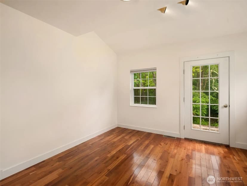 Property photo for 10133 Sw 204th Avenue, Vashon photo 8